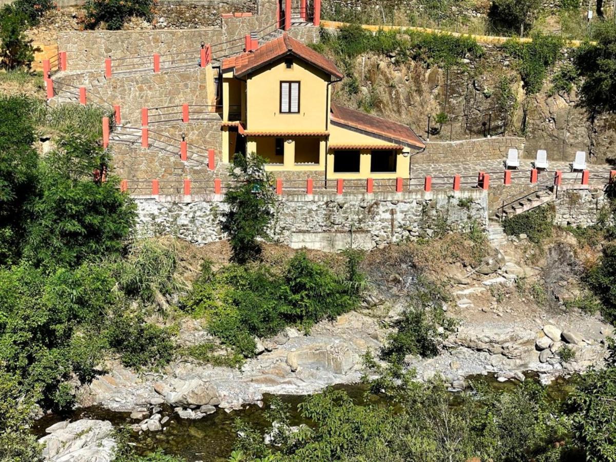 Agriturismo Del Gao Isolabona Luaran gambar