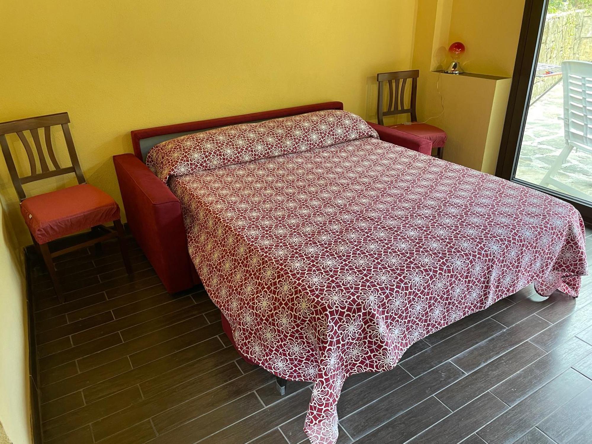 Agriturismo Del Gao Isolabona Luaran gambar